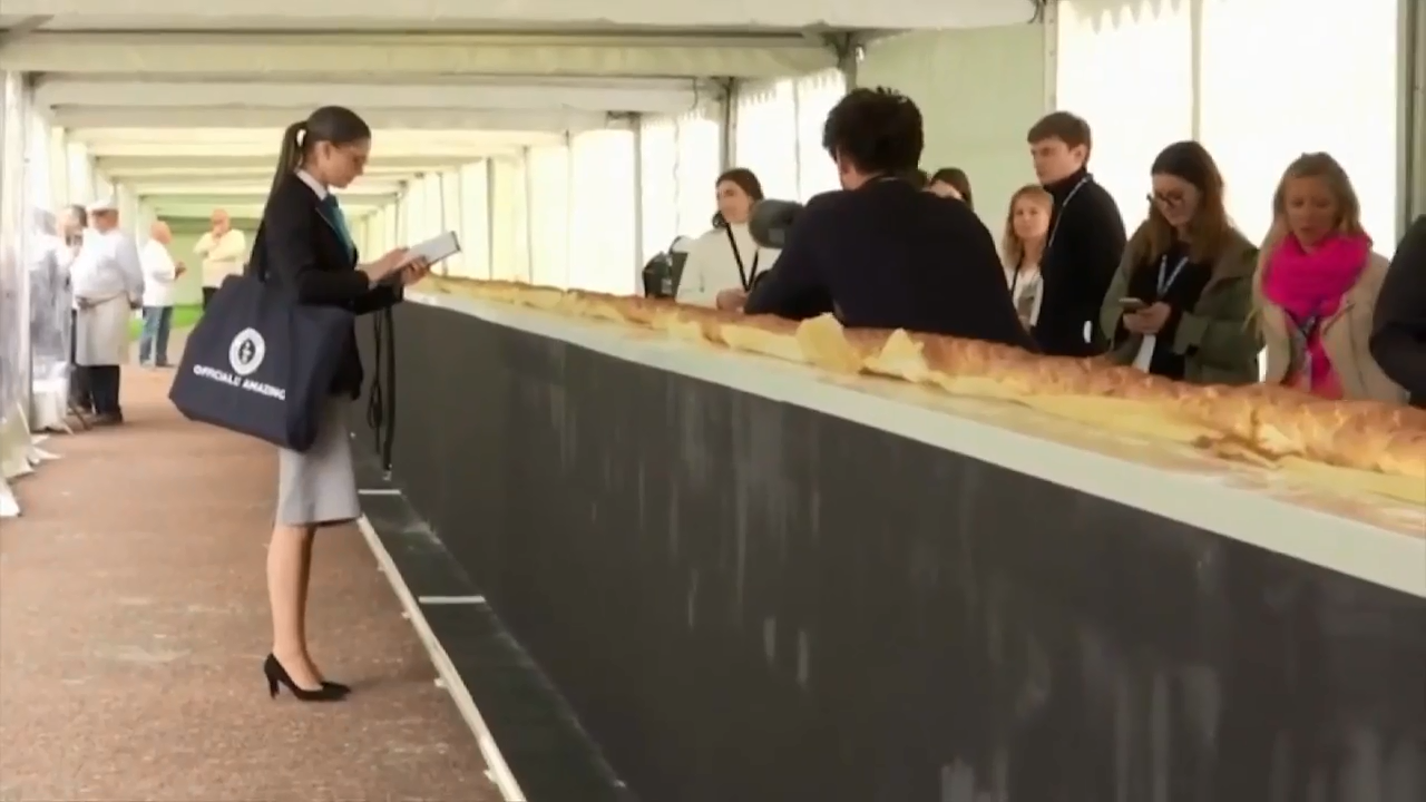 French bakers claim world record for longest baguette – WSVN 7News | Miami News, Weather, Sports | Fort Lauderdale