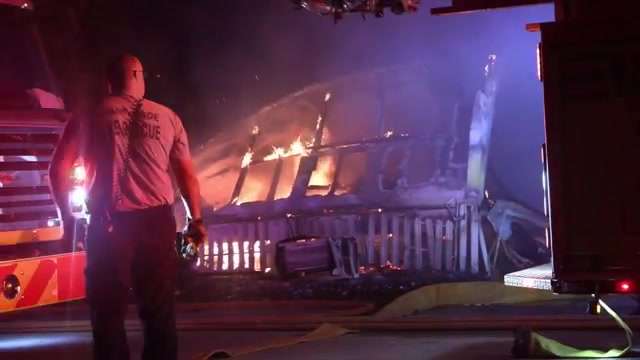 Trailer home a total loss after catching fire in Miami Gardens; no ...