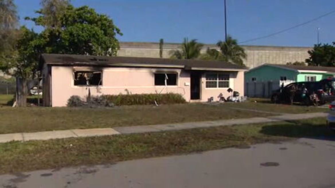 Family of 9 displaced after fire ignites in Miami Gardens home – WSVN 7News | Miami News, Weather, Sports