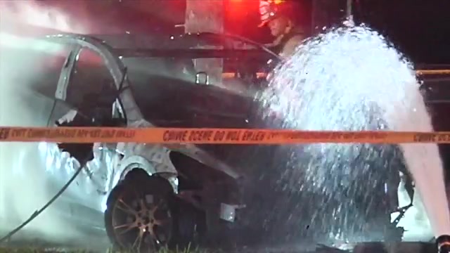 Tesla driver killed in fiery overnight crash on SR 84 in Weston - WSVN