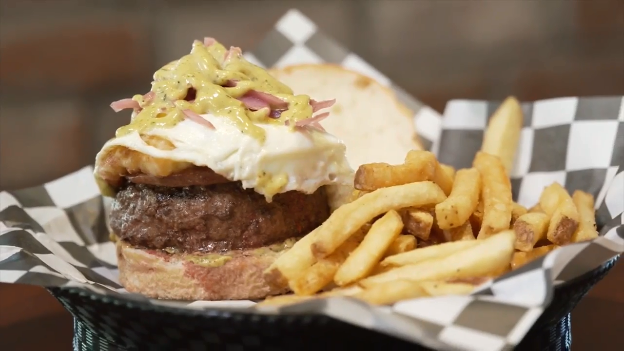 Hungry? Fort Lauderdale is hosting the first-ever 954 Burger Month with special patties - WSVN 7News | Miami News, Weather, Sports - Vimarsana News