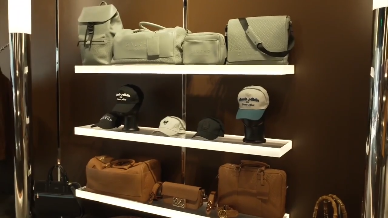 Miami's Gaucho Buenos Aries offers stylish collection of 'murses' and men's bags – WSVN 7News |  Miami News, Weather, Sports