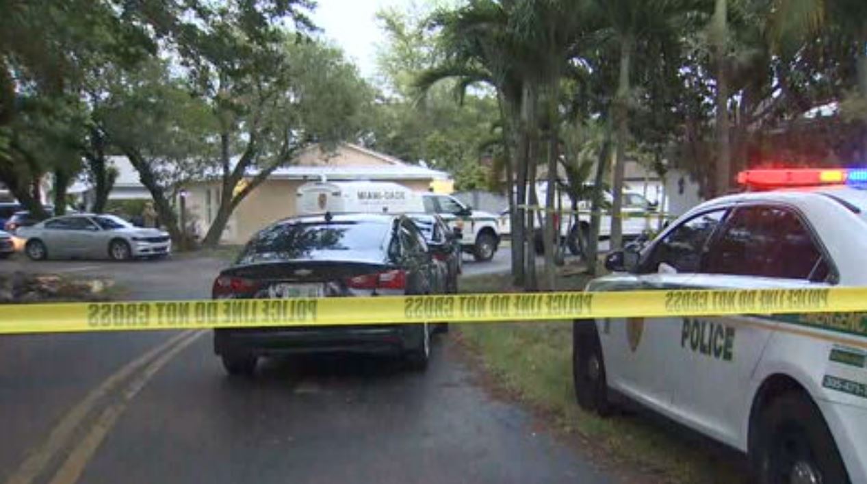 Elderly woman, 3 others found shot dead in SW Miami-Dade home in suspected murder-suicide – WSVN 7News | Miami News, Weather, Sports