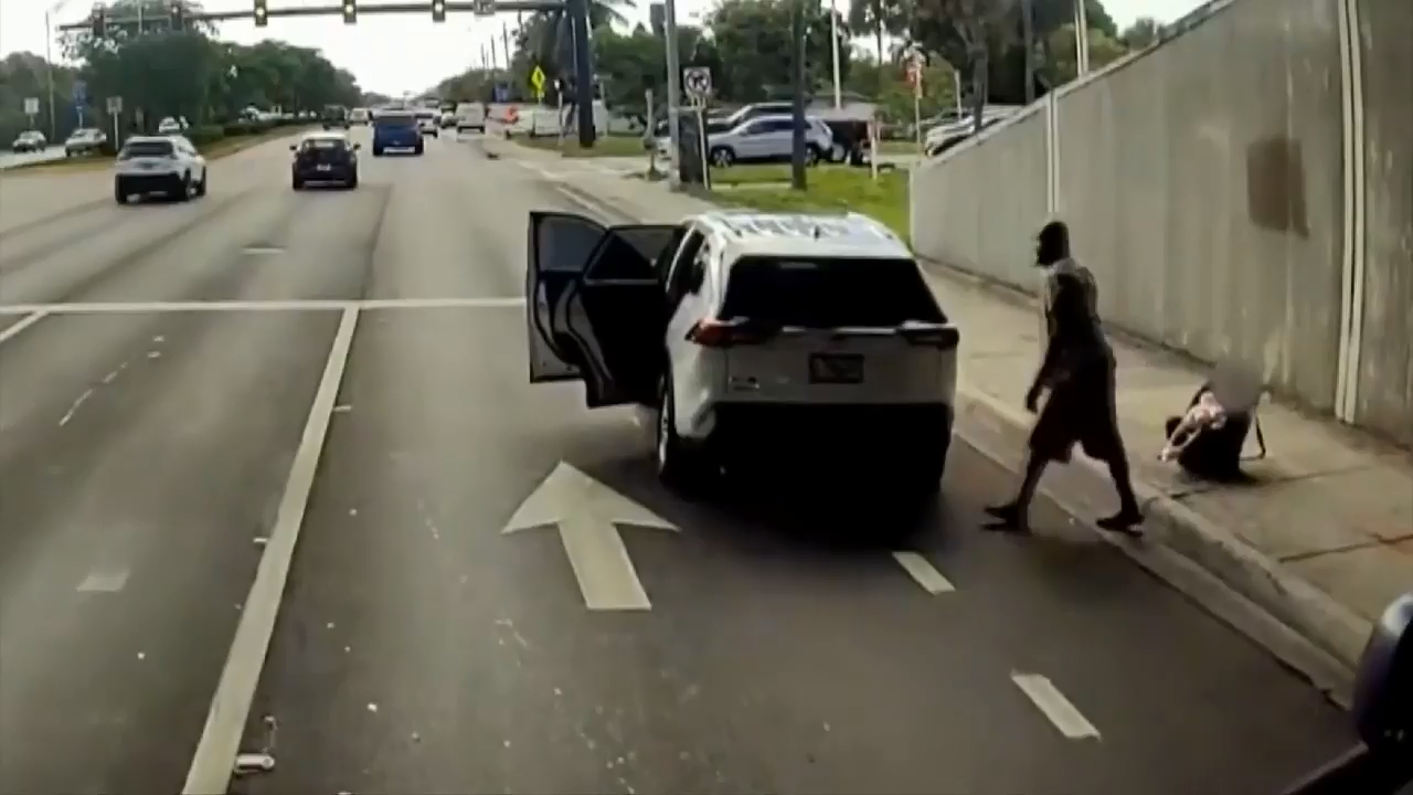 BSO releases video of alleged carjacker who drove off with 3-year-old in back seat; child’s mother speaks out - WSVN 7News | Miami News, Weather, Sports | Fort Lauderdale