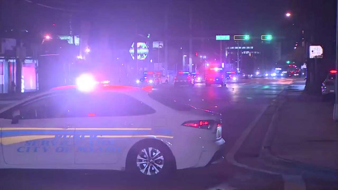 Police search for men who bailed out of reported stolen vehicle in ...