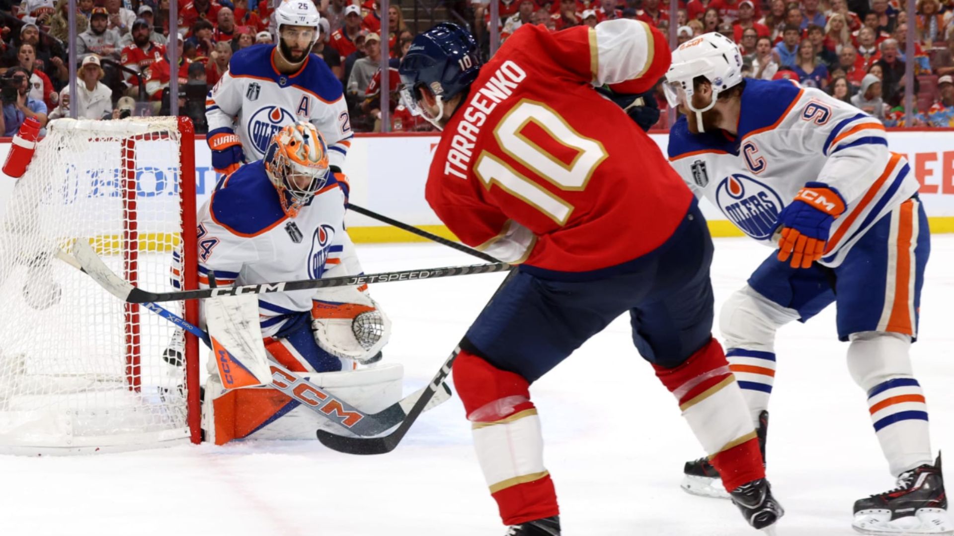 Red Wings sign two-time Stanley Cup champion Vladimir Tarasenko away from the Panthers – WSVN 7News | Miami News, Weather, Sports | Fort Lauderdale