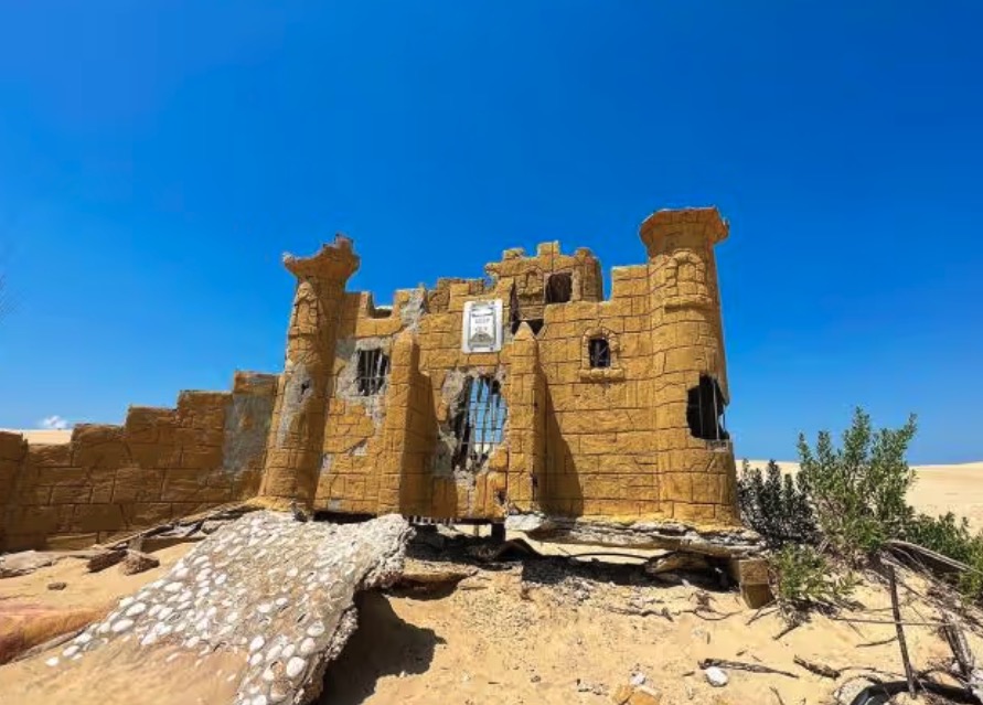 Buried treasure: Old castle hidden beneath NC’s largest sand dune fully