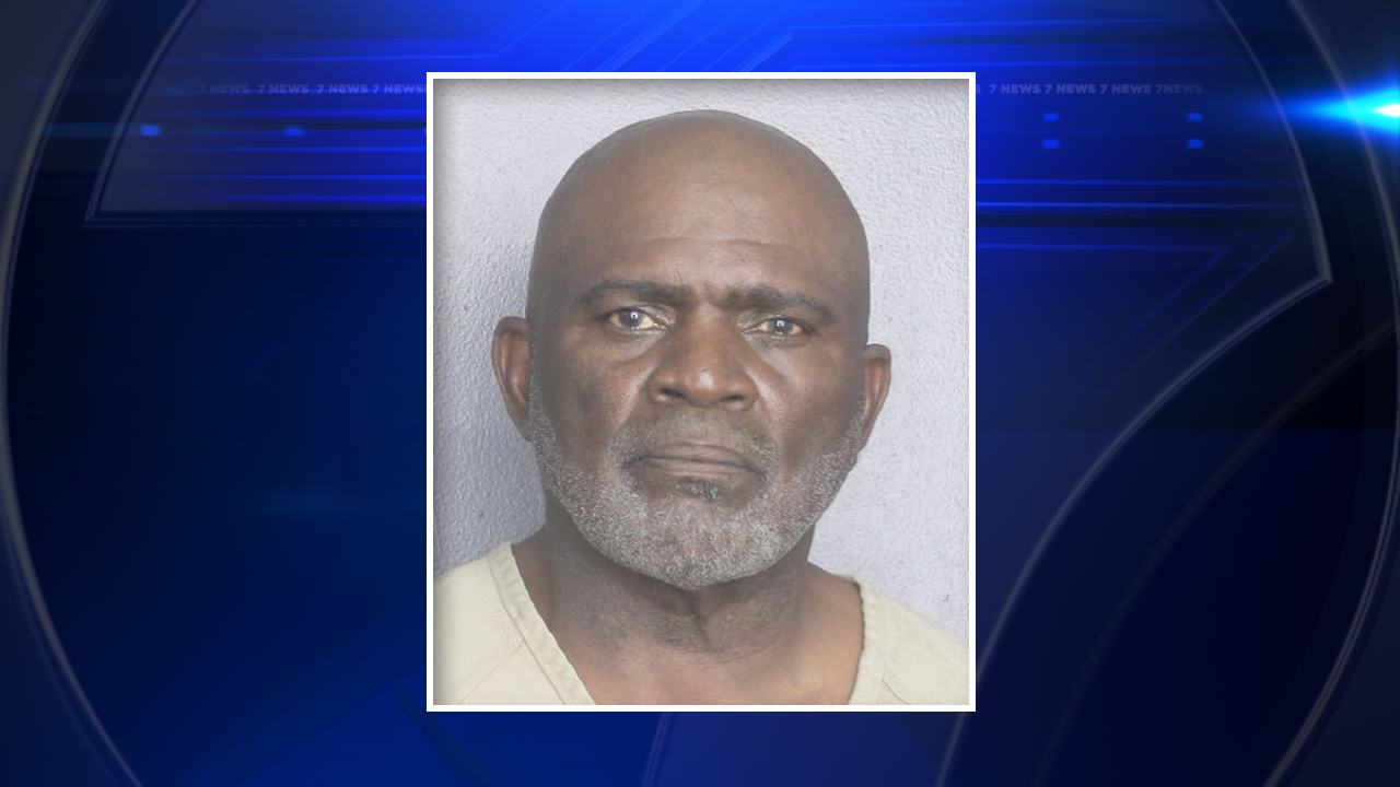 Former NFL star Lawrence Taylor charged with failing to update address
