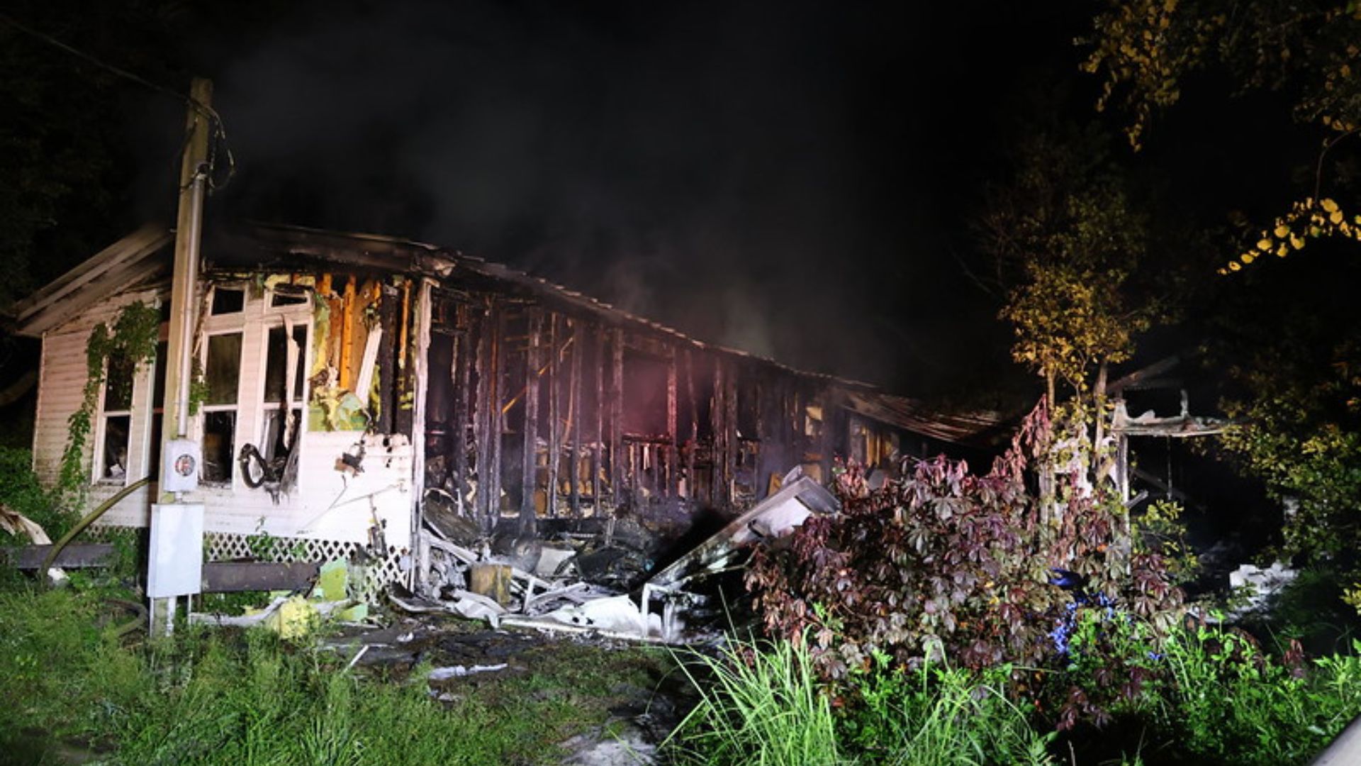 Sheriff Man charged with murder after 4 people and 3 dogs die in a