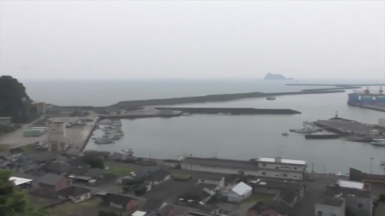 A powerful quake hits off Japan’s coast, causing minor injuries but