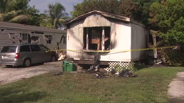 5 pets unaccounted for after fire sparks in Davie mobile home - WSVN ...