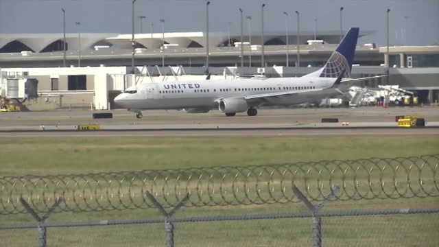 1 person taken to a hospital after - 2408299 United Flight Tennessee Turbulence 