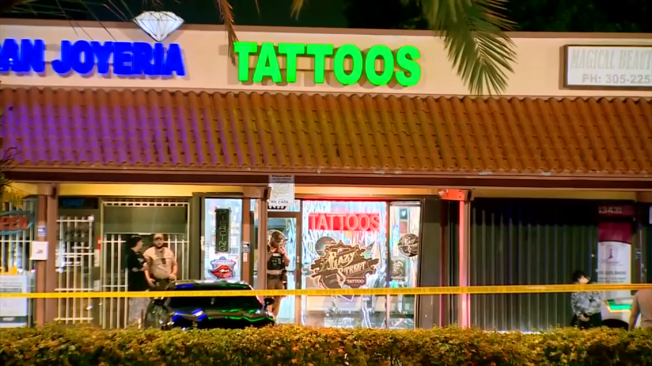 SW MiamiDade tattoo shop employee shot outside business shares ordeal(02)