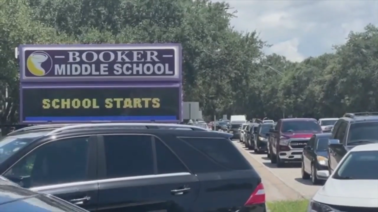 Sarasota mom accidentally runs over 12-year-old daughter near school ...