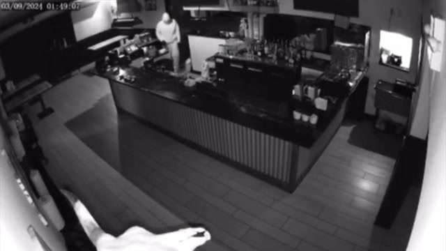 Thief caught on camera stole at least $6K in tips from Apocalypse BBQ ...