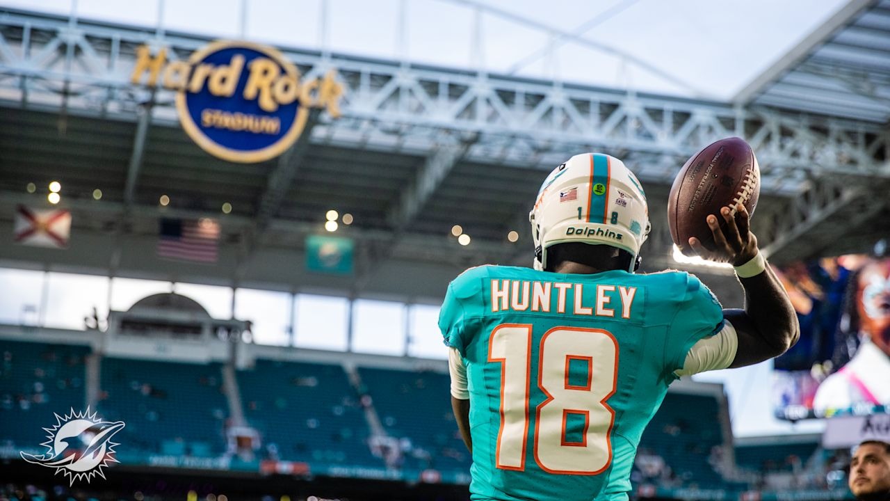 Huntley will get more practice reps than injured Tagovailoa ahead of Dolphins’ must-win game at Jets – WSVN 7News | Miami News, Weather, Sports | Fort Lauderdale