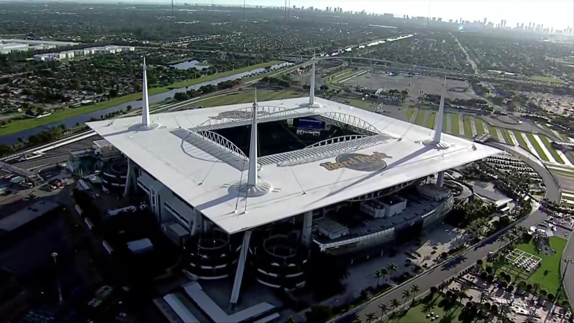 Fans advised to plan ahead for Capital One Orange Bowl at Hard Rock