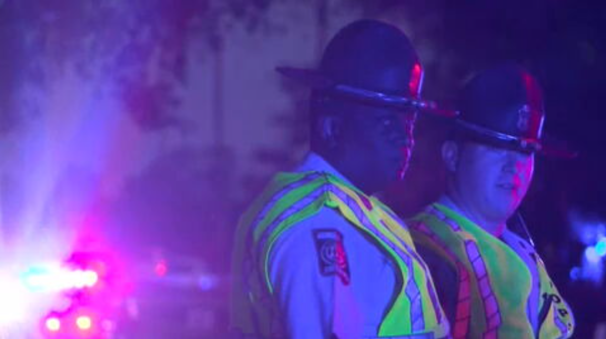 authorities investigating a dock gangway collapse that killed 7