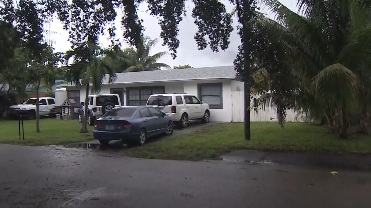 BSO 2yearold girl drowns in Pompano Beach pool WSVN 7News Miami