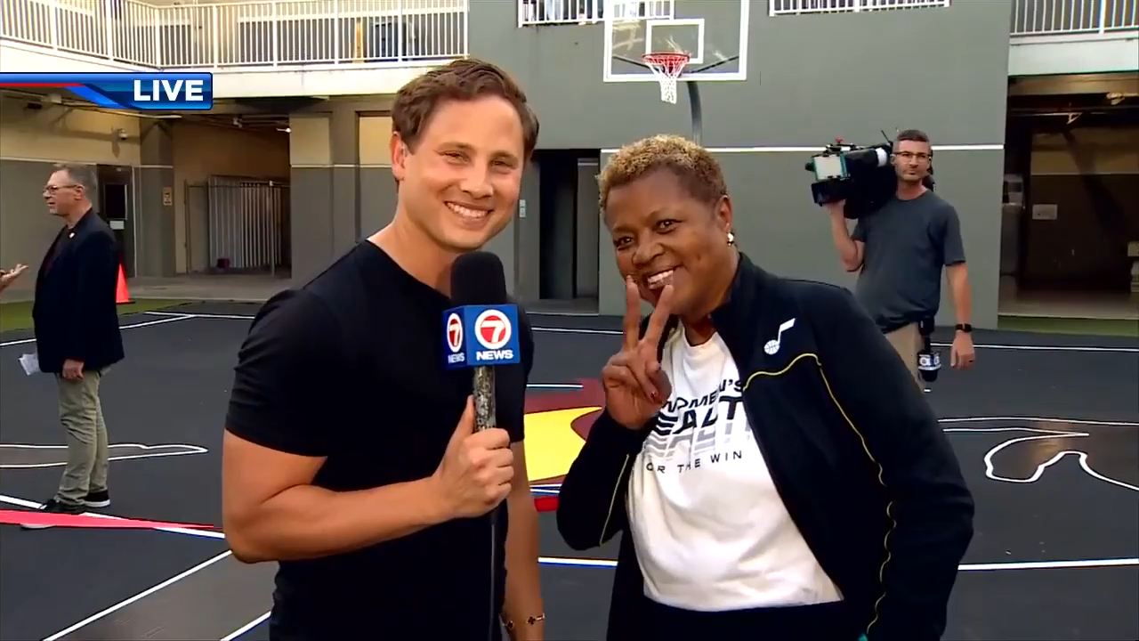 Dwyane Wade’s mother talks about son’s statue reveal at Kaseya Center, Magic City’s love for Heat legend – WSVN 7News | Miami News, Weather, Sports | Fort Lauderdale