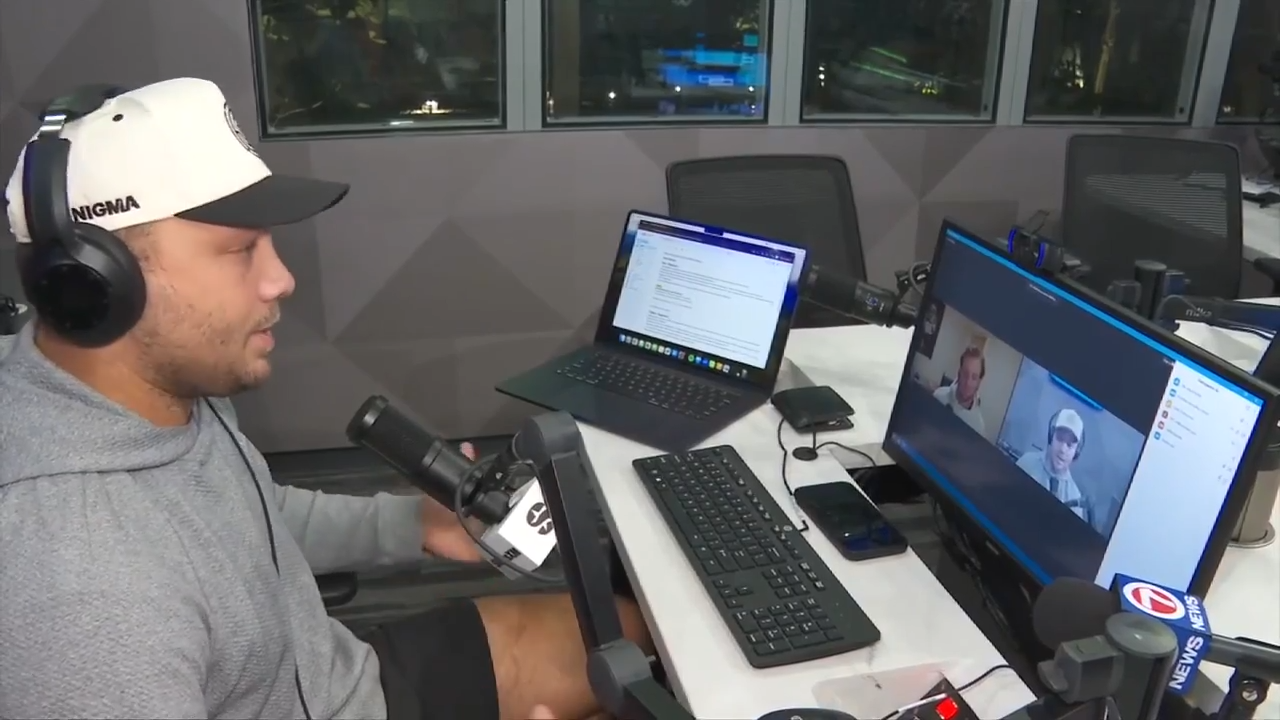 Off the field, Miami Dolphins fullback Alec Ingold gives his perspective on the game on SiriusXM radio show – WSVN 7News | Miami News, Weather, Sports | Fort Lauderdale