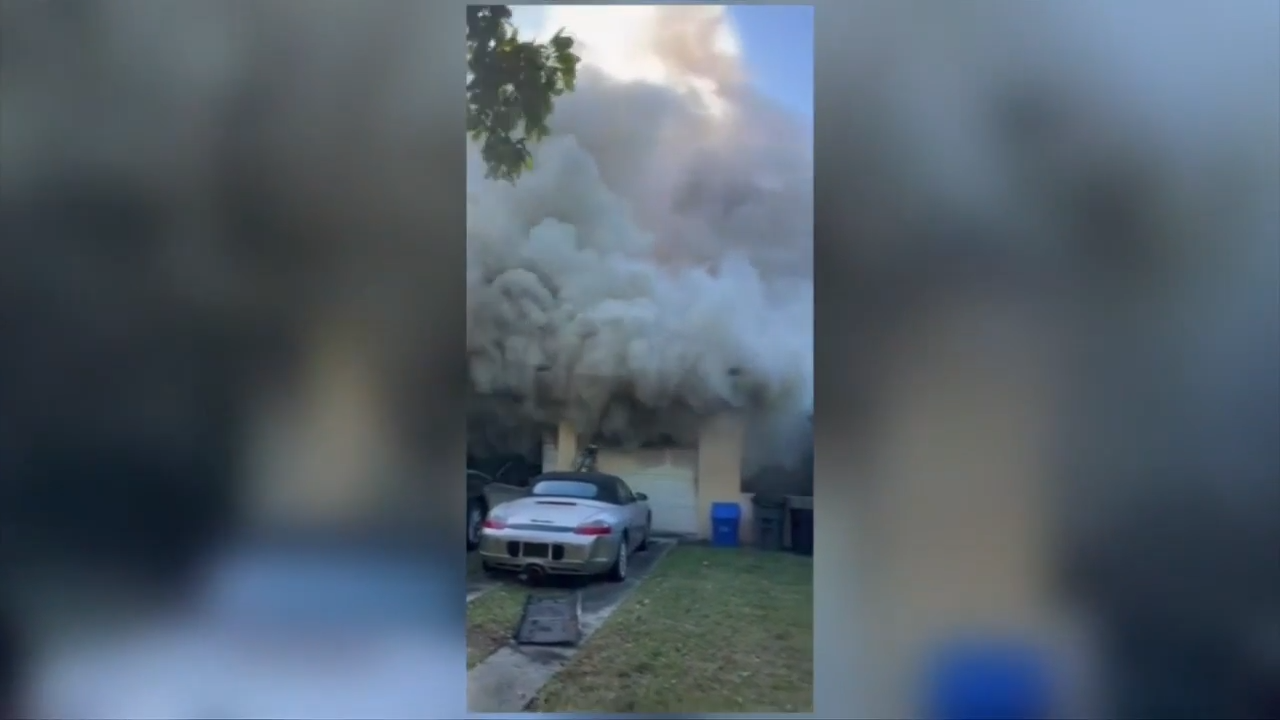 Garage fire breaks out at home in Coral Gables; no injuries reported, 1 pet dead – WSVN 7News | Miami News, Weather, Sports