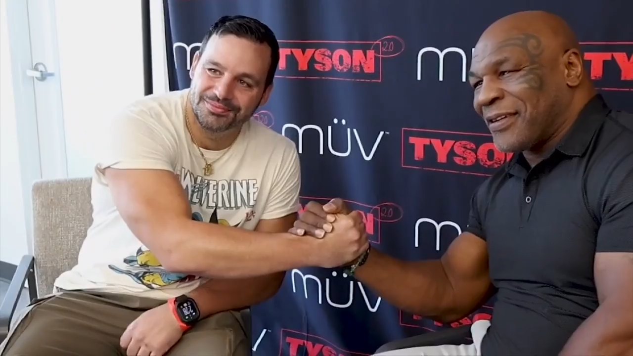 Mike Tyson talks health scare, retirement, bout with Jake Paul at pop-up event in North Miami – WSVN 7News | Miami News, Weather, Sports | Fort Lauderdale