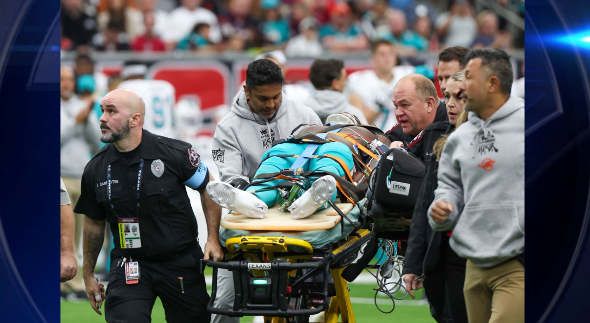 Miami Dolphins wide receiver Grant DuBose taken to hospital after hard hit to head – WSVN 7News | Miami News, Weather, Sports | Fort Lauderdale