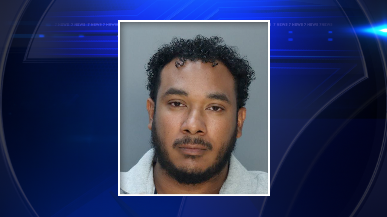 Miami Beach officer bonds out of jail after being arrested on domestic ...