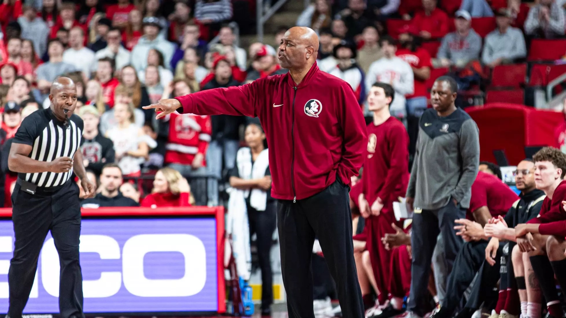 Six former Florida State players suing coach Leonard Hamilton over failed NIL payments – WSVN 7News | Miami News, Weather, Sports | Fort Lauderdale