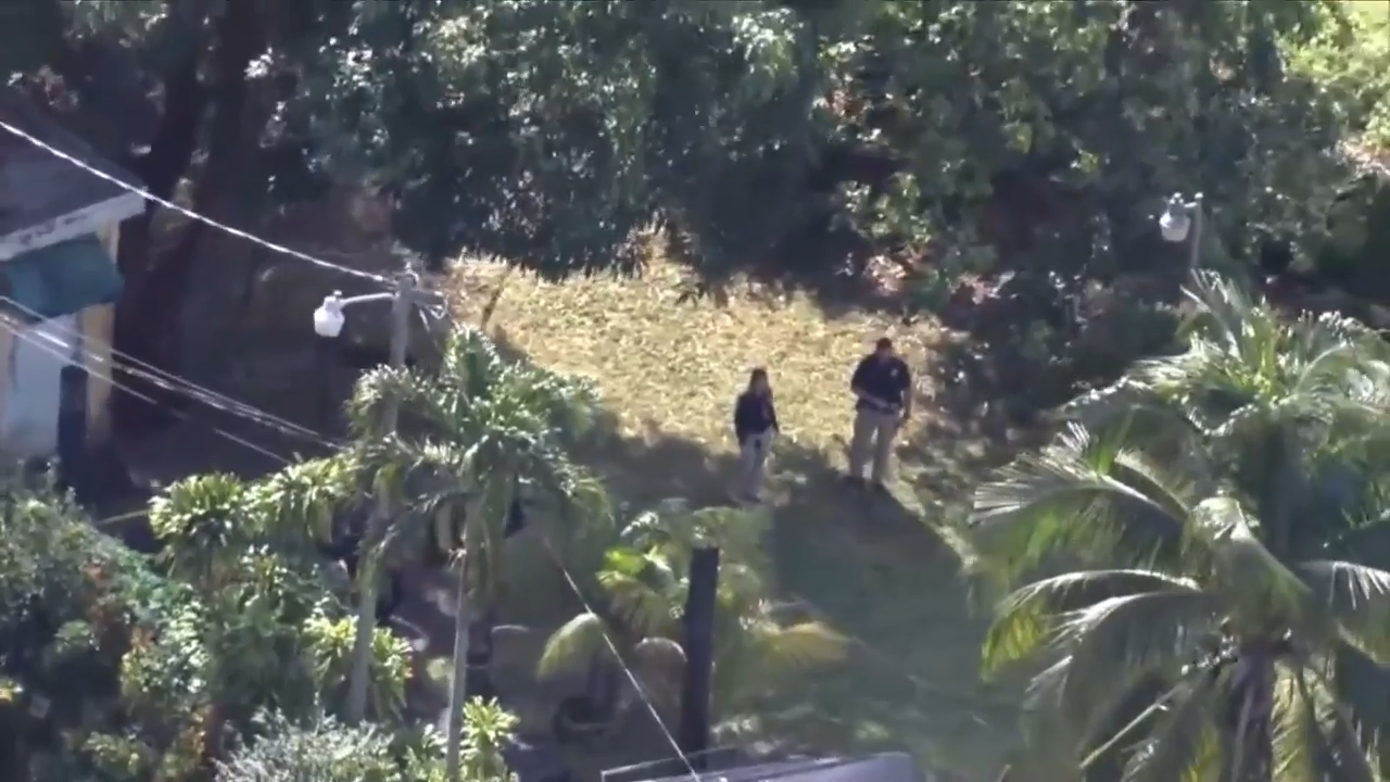 Woman transported to hospital after being found injured outside Hollywood home - WSVN 7News | Miami News, Weather, Sports