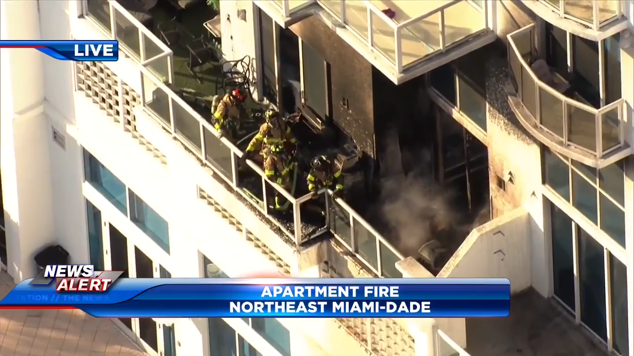 Fire crews work to extinguish twoalarm apartment fire in Aventura