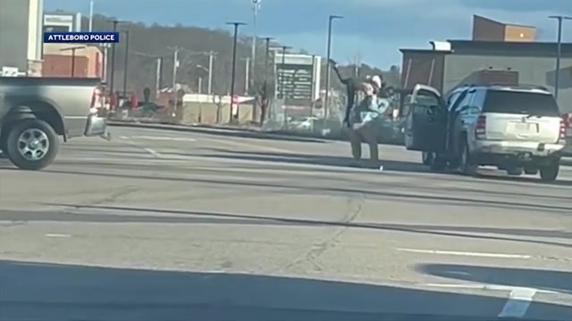 Man accused of body-slamming woman to ground in Massachusetts road rage case – WSVN 7News | Miami News, Weather, Sports | Fort Lauderdale Man accused of body-slamming woman to ground in Massachusetts road rage case – WSVN 7News | Miami News, Weather, Sports | Fort Lauderdale