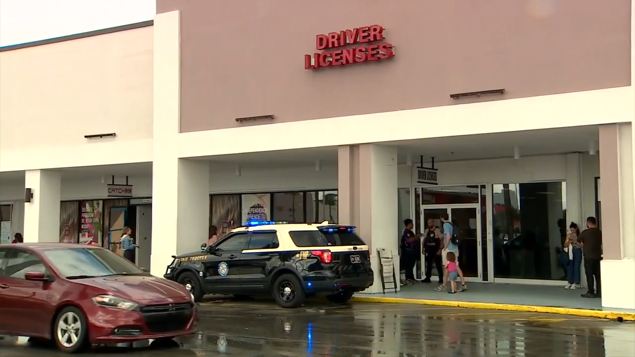 Miami DMV ramps up security presence following disturbances across the county – WSVN 7News | Miami News, Weather, Sports