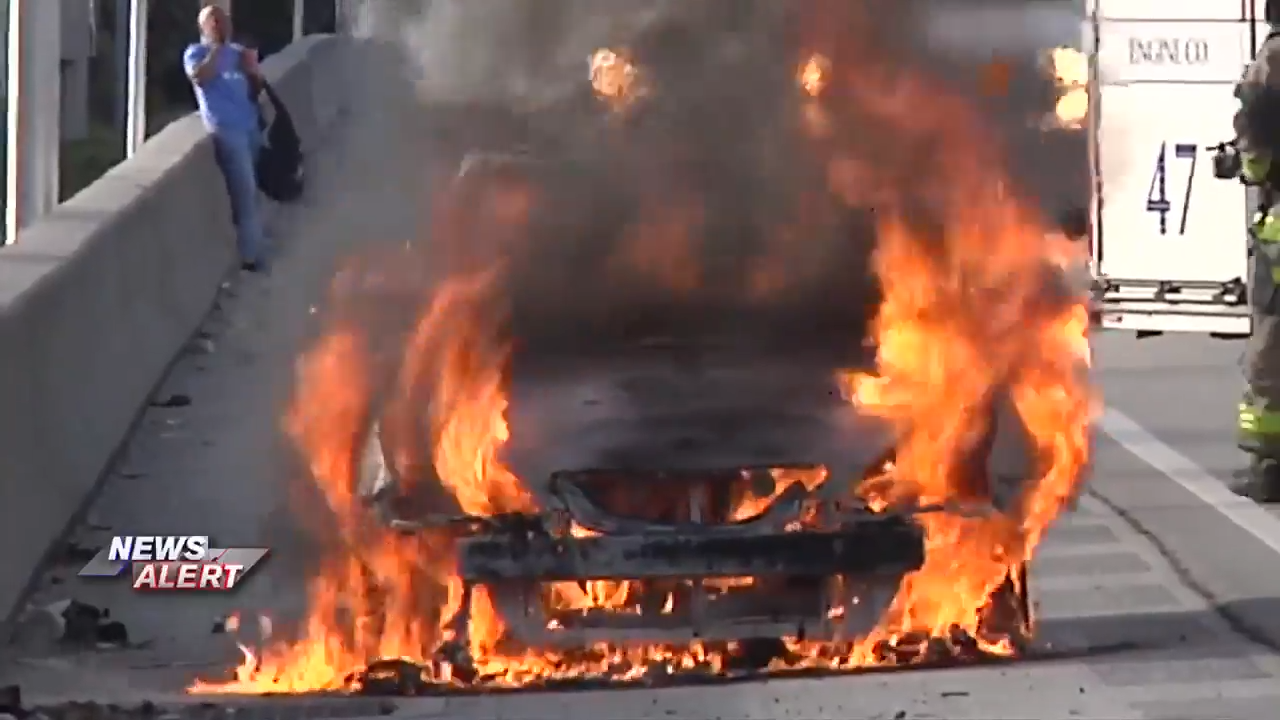 Crews put out car fire on I-95 in Fort Lauderdale; no injuries - WSVN ...