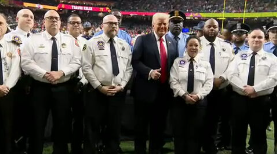 A presidential first: Trump at the Super Bowl, latest chapter in a complicated legacy with football – WSVN 7News | Miami News, Weather, Sports | Fort Lauderdale