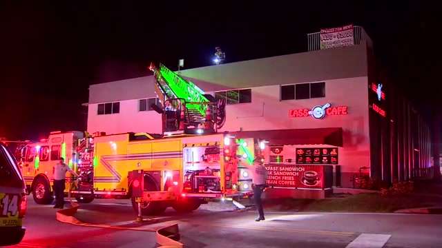Crews put out fire at commercial building in Miami Gardens - WSVN 7News ...
