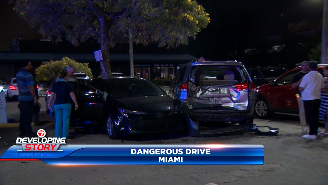 Young girl hospitalized after driver crashes into parked cars in Miami – WSVN 7News | Miami News, Weather, Sports