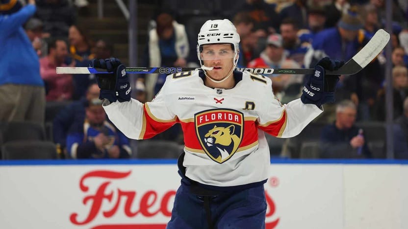 Panthers say Matthew Tkachuk’s status for Game 1 against Tampa Bay won’t be decided until Tuesday – WSVN 7News | Miami News, Weather, Sports | Fort Lauderdale