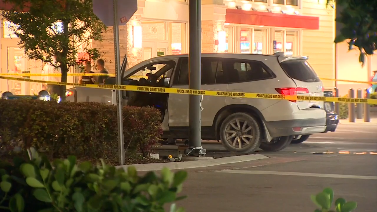 Man dead after shooting at Wawa gas station in SW Miami-Dade; 1 in ...