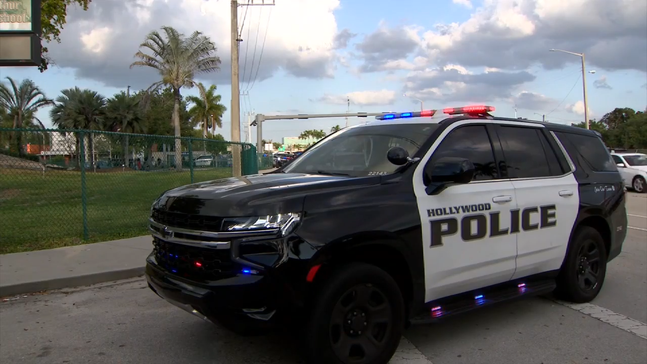 Driver accused of hit-and-run flees on foot onto Hollywood school campus, prompting brief lockdown; remains on the loose - WSVN 7News | Miami News, Weather, Sports