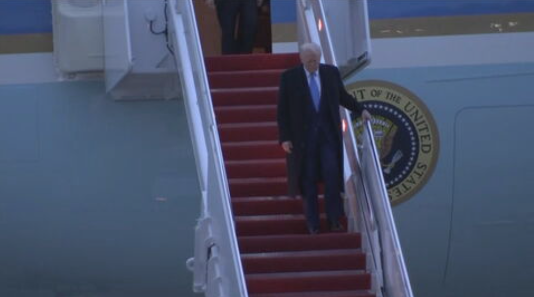 Trump says he’s not backing down on tariffs, calls them ‘medicine’ as markets reel – WSVN 7News | Miami News, Weather, Sports | Fort Lauderdale Trump says he’s not backing down on tariffs, calls them ‘medicine’ as markets reel – WSVN 7News | Miami News, Weather, Sports | Fort Lauderdale