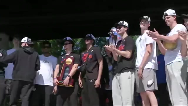 Gators bring trophy home to Gainesville to celebrate historic NCAA basketball title win with fans – WSVN 7News | Miami News, Weather, Sports | Fort Lauderdale