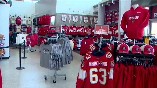 Panthers fans expected to show off their pride, hit up team stores ahead of potential series-clinching Game 6 – WSVN 7News | Miami News, Weather, Sports | Fort Lauderdale