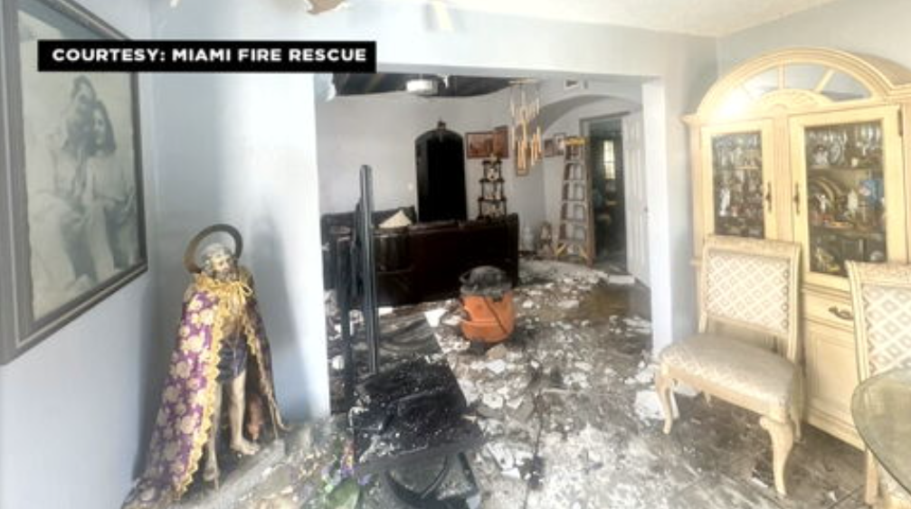 Family of 11 displaced after house in Miami catches fire – WSVN 7News | Miami News, Weather, Sports