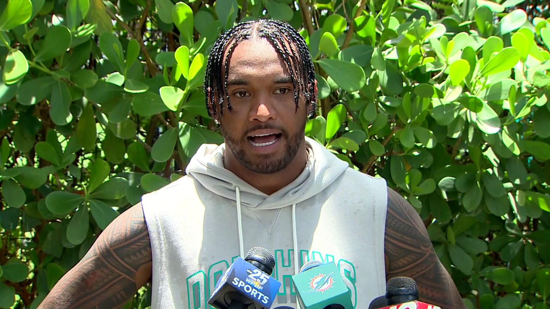 250610 Tua Tagovailoa – WSVN 7News | Miami News, Weather, Sports | Fort