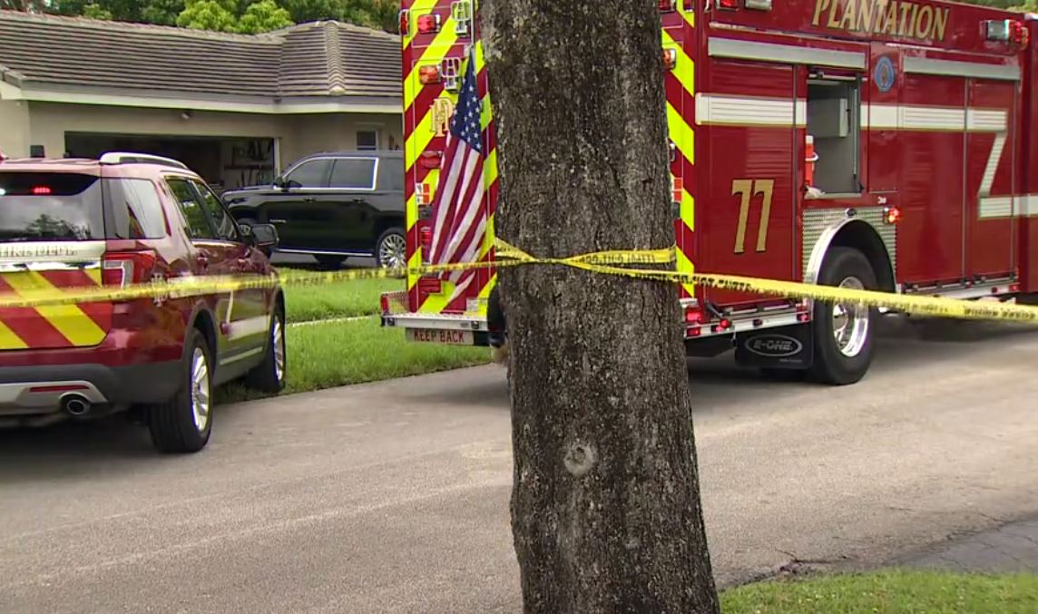Investigation underway after body found in pond in Plantation - WSVN ...