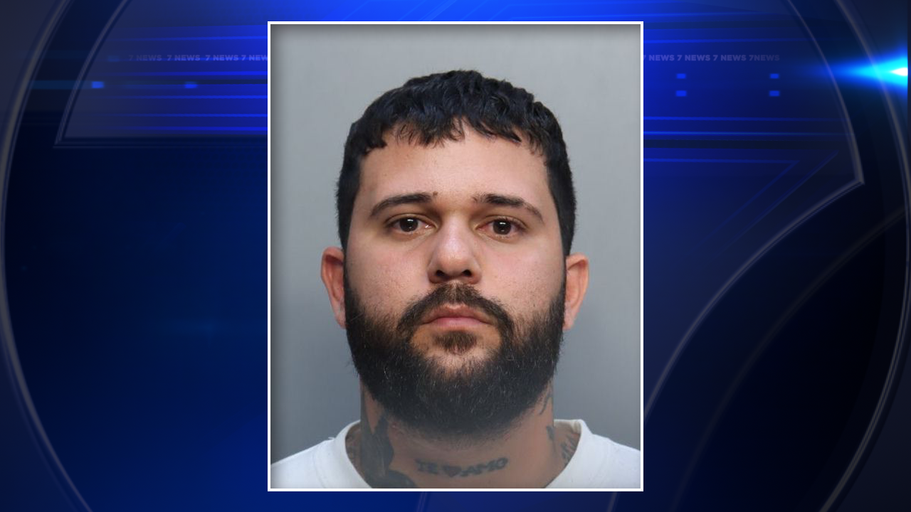 Miami man arrested for pulling gun on stranger during dispute over mangos, police say – WSVN 7News | Miami News, Weather, Sports