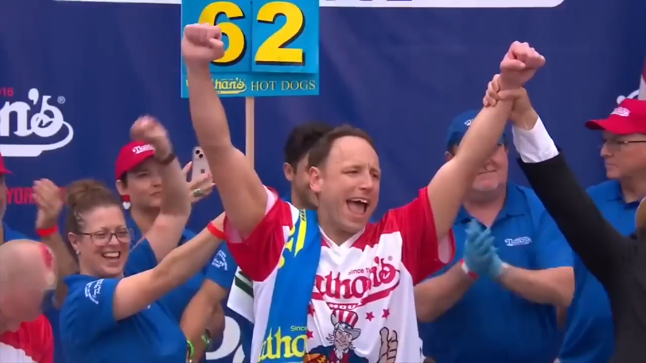 Joey ‘Jaws’ Chestnut hopes for a comeback victory in annual Nathan’s Famous hot dog eating contest – WSVN 7News | Miami News, Weather, Sports | Fort Lauderdale