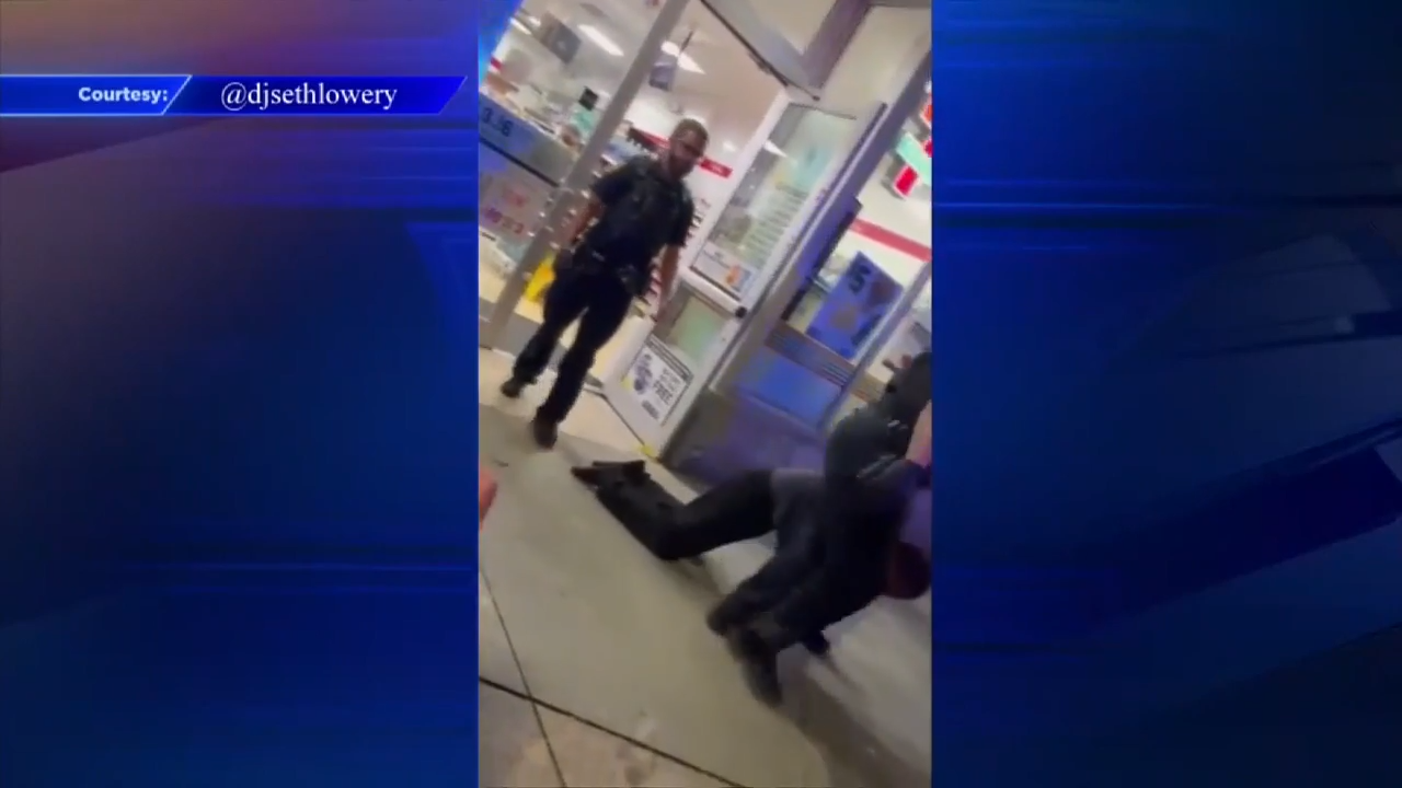 Man arrested after attacking Miami Beach clerk; residents, officials irritated by recent violence – WSVN 7News | Miami News, Weather, Sports